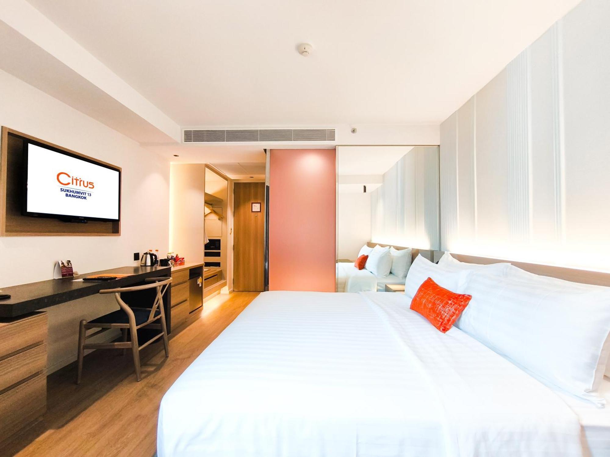 Citrus Sukhumvit 13 Nana Bangkok By Compass Hospitality Otel Dış mekan fotoğraf